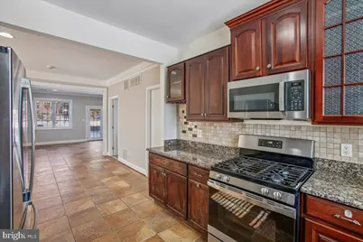 7118 Vermillion Place, Annandale, VA 22003 - Photo 7