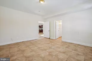 7118 Vermillion Pl, Annandale, VA 22003 - Photo 11