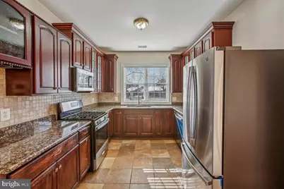 7118 Vermillion Place, Annandale, VA 22003 - Photo 5