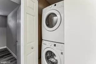 8624 Burling Wood Dr, Springfield, VA 22152 - Photo 25