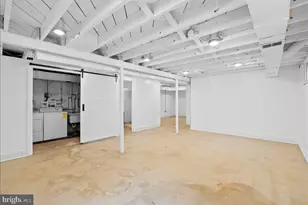 6451 Maplewood Dr, Falls Church, VA 22041 - Photo 19