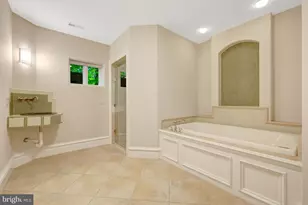 608 Kentland Dr, Great Falls, VA 22066 - Photo 63