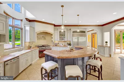 608 Kentland Drive, Great Falls, VA 22066 - Photo 5
