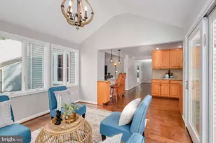 10222 Steamboat Landing Ln, Burke, VA 22015 - Photo 35