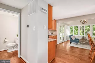 10222 Steamboat Landing Ln, Burke, VA 22015 - Photo 27