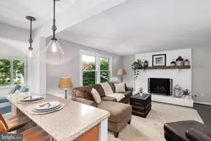 10222 Steamboat Landing Ln, Burke, VA 22015 - Photo 37