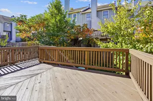 14705 Flower Hill Dr, Centreville, VA 20120 - Photo 5