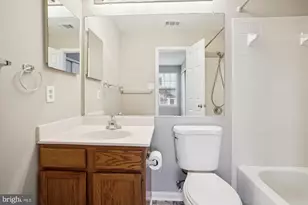 14705 Flower Hill Dr, Centreville, VA 20120 - Photo 25