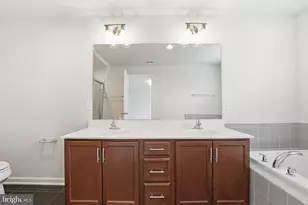 2951 Finsbury Pl, Fairfax, VA 22031 - Photo 25