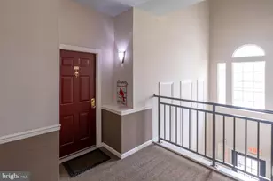 4132 Fountainside Ln, Fairfax, VA 22030 - Photo 3