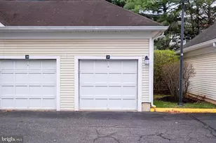 4132 Fountainside Ln, Fairfax, VA 22030 - Photo 23