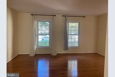 8305 Forestree Court, Vienna, VA 22182 - Photo 9