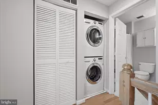 1906 Crescent Park Dr, Reston, VA 20190 - Photo 29