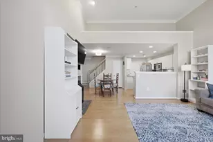 1906 Crescent Park Dr, Reston, VA 20190 - Photo 5