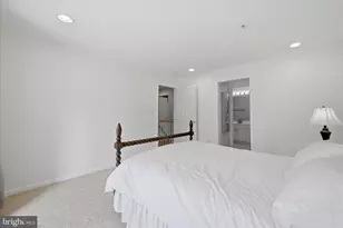 1906 Crescent Park Dr, Reston, VA 20190 - Photo 31