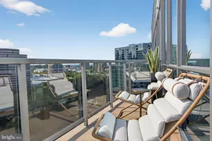 7887 Jones Branch Dr, McLean, VA 22102 - Photo 31