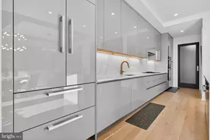 7887 Jones Branch Dr, McLean, VA 22102 - Photo 19