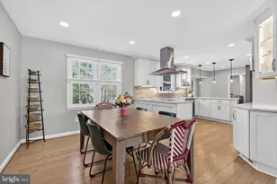 11922 Holly Spring Dr, Great Falls, VA 22066 - Photo 11