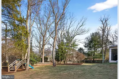 11922 Holly Spring Drive, Great Falls, VA 22066 - Photo 43