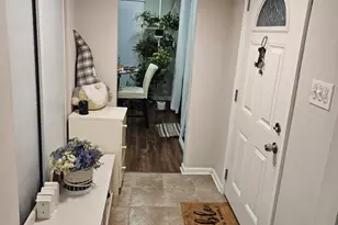 9790 Hagel Cir, Lorton, VA 22079 - Photo 3