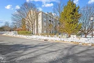 1724 Lake Shore Crest Dr, Reston, VA 20190 - Photo 49