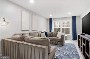 5460 Truxion Ct, Burke, VA 22015 - Photo 5