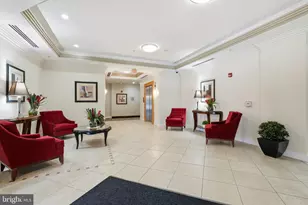 4490 Market Commons Dr, Fairfax, VA 22033 - Photo 37