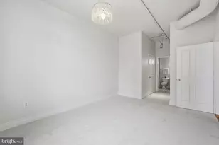 4490 Market Commons Dr, Fairfax, VA 22033 - Photo 19