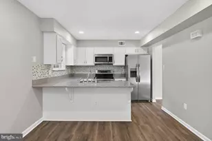 6639 Green Ash Dr, Springfield, VA 22152 - Photo 17