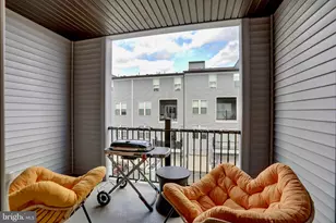 2135 Glacier Rd, Herndon, VA 20170 - Photo 13