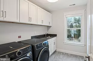 6447 Tucker Ave, McLean, VA 22101 - Photo 27