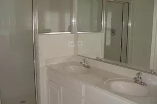 8360 Millom Ct, Lorton, VA 22079 - Photo 7