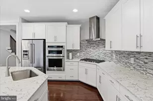 6203 Champion Oak Ct Ct, Falls Church, VA 22044 - Photo 13