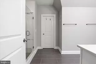 6203 Champion Oak Ct Ct, Falls Church, VA 22044 - Photo 41