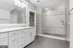 6203 Champion Oak Ct Ct, Falls Church, VA 22044 - Photo 45