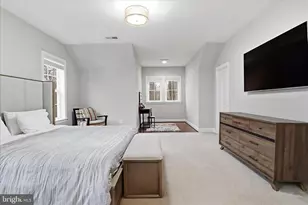 6203 Champion Oak Ct Ct, Falls Church, VA 22044 - Photo 37