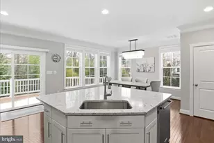 6203 Champion Oak Ct Ct, Falls Church, VA 22044 - Photo 17