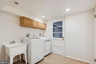 7202 Heights Ct, McLean, VA 22101 - Photo 25