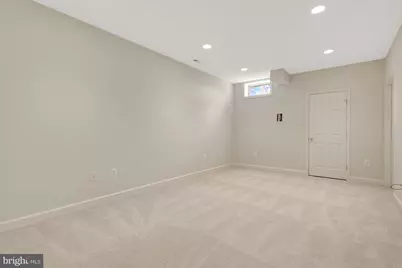 1295 Gatesmeadow Way, Reston, VA 20194 - Photo 53