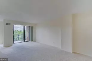 2311 Pimmit Dr, Falls Church, VA 22043 - Photo 3