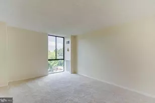 2311 Pimmit Dr, Falls Church, VA 22043 - Photo 5