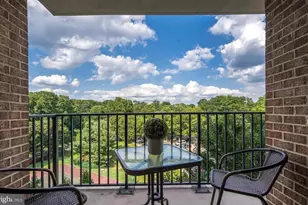 2311 Pimmit Dr, Falls Church, VA 22043 - Photo 23