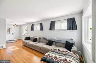 6735 Radcliffe Dr, Alexandria, VA 22307 - Photo 3