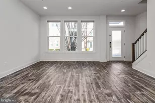 14583 Lakestone Dr, Chantilly, VA 20151 - Photo 5