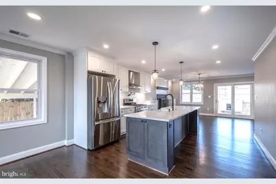 6816 Westcott Road, Falls Church, VA 22042 - Photo 7