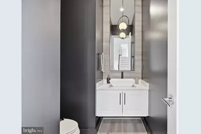 1203 Cottage Street SW, Vienna, VA 22180 - Photo 7