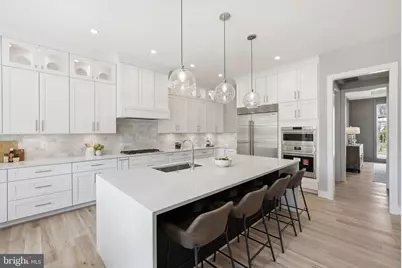 1203 Cottage Street SW, Vienna, VA 22180 - Photo 15