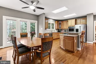 9629 Nuthatch Dr, Fairfax Station, VA 22039 - Photo 15