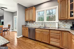 9629 Nuthatch Dr, Fairfax Station, VA 22039 - Photo 21