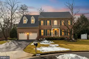 9629 Nuthatch Dr, Fairfax Station, VA 22039 - Photo 3